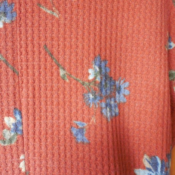 Maurices Waffle Knit L/S Top Size M - Picture 6 of 9